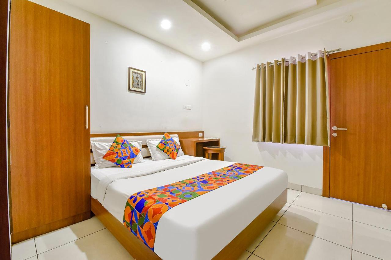 Fabhotel Prime Square 36 Kota  Buitenkant foto