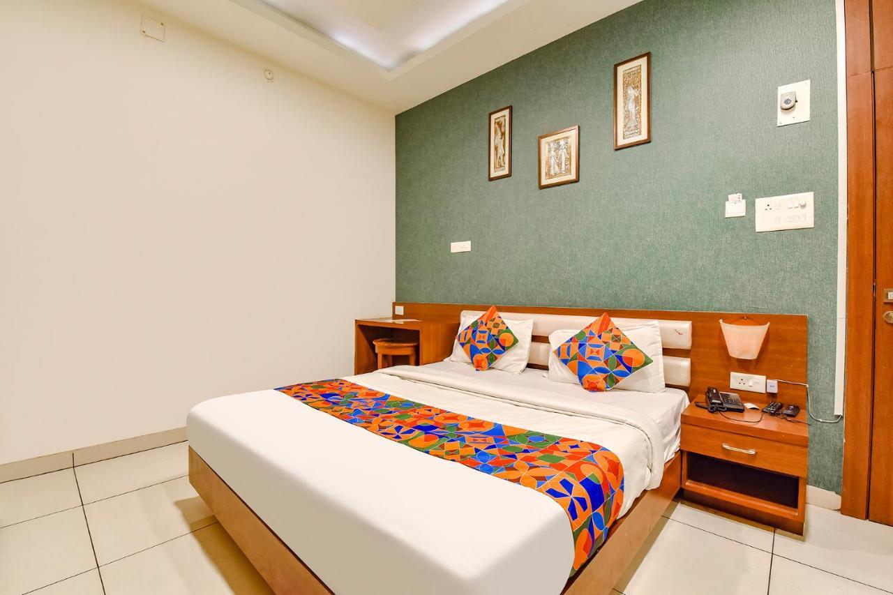 Fabhotel Prime Square 36 Kota  Buitenkant foto